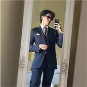 Studente universitario di economia e management, offro lezioni di economia per studenti fino alle superiori